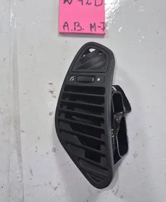 Alfa Romeo 156 Dashboard air vent grill cover trim 156024782