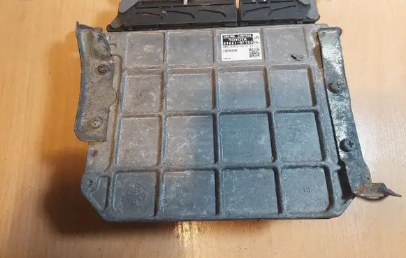 Toyota Verso Engine control unit/module ECU 89661-0F150 MB275900-0312