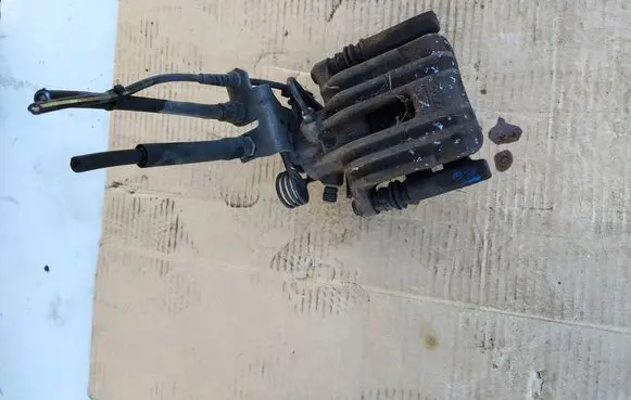 Rear brake caliper