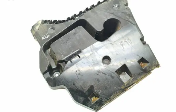 BMW 5 F10 F11 Rear bumper mounting bracket 15857711 7207112
