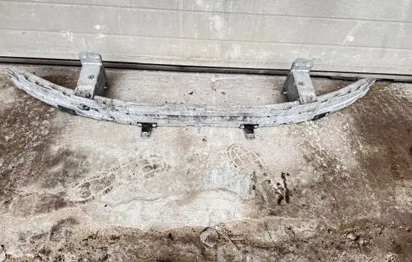 BMW 5 E60 E61 Front bumper cross member 7148586 0750100410 13232811GE
