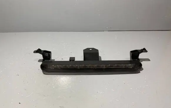 Volvo V70 Third/center stoplight 30678549 16511100