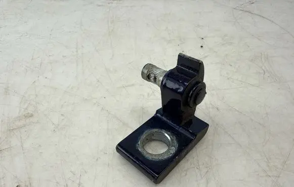 Volkswagen Golf VII Front door lower hinge 