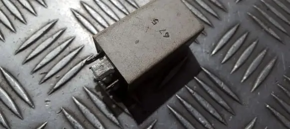 Renault Laguna I Other relay 7700844036