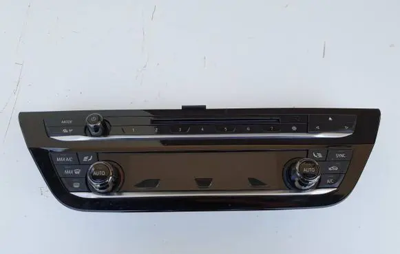 BMW M5 F90 Head unit multimedia control 9458834