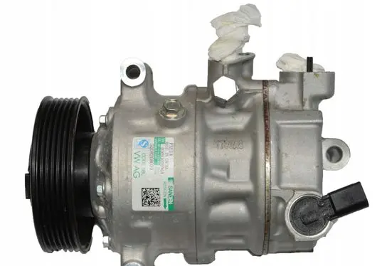 Audi Q3 F3 Air conditioning (A/C) compressor (pump) 5QD820803D