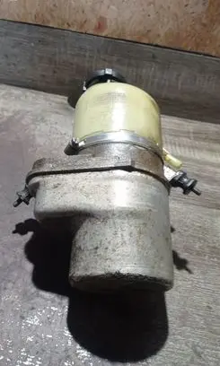 Opel Zafira A Power steering pump 104008500309400