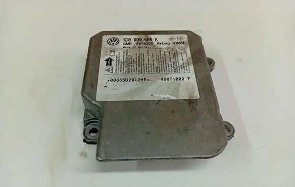Skoda Fabia Mk2 (5J) Airbag control unit/module 1C0909605K