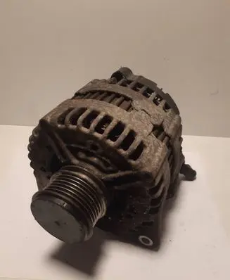 Volkswagen PASSAT B6 Generator/alternator 03G903023 0121715003 14V180A
