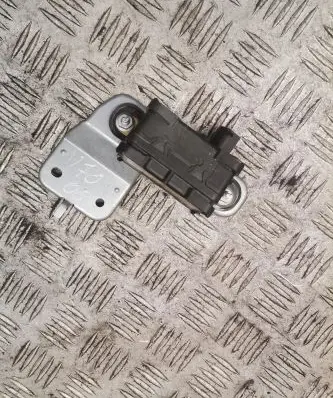 Volvo V70 ESP acceleration yaw rate sensor 30773378