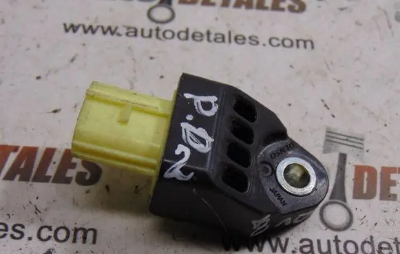 Toyota RAV 4 (XA30) Airbag deployment crash/impact sensor 8983133020