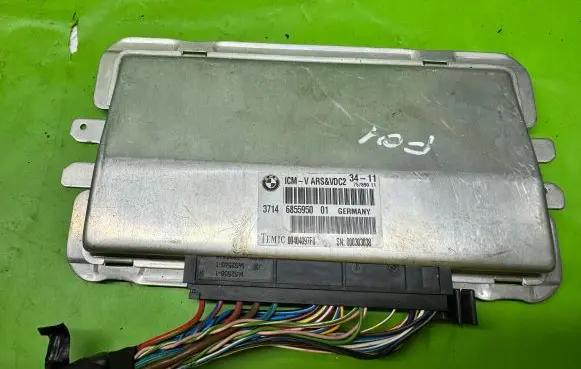 BMW 5 GT F07 Air suspension control unit module (rear) 6855950 ARS8VYD2