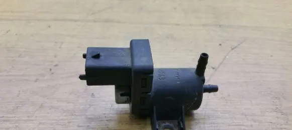 Opel Insignia A Turbo solenoid valve 55566051