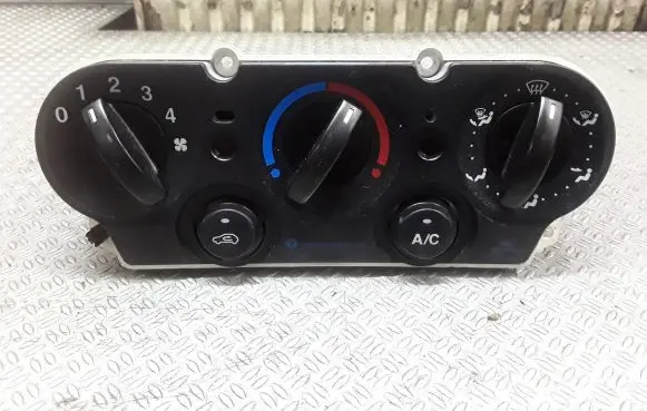Ford Fusion Climate control unit 2S6H19980BD