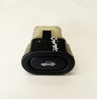 Saab 9-3 Ver1 Tailgate opening switch 4733457