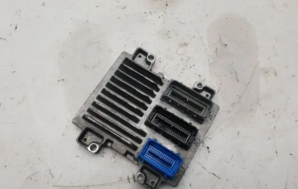 Opel Zafira B Engine control unit/module 12643636 12655586