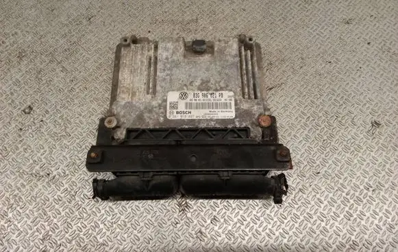 Volkswagen PASSAT B6 Engine control unit/module 03G906021AB 03G906021PB
