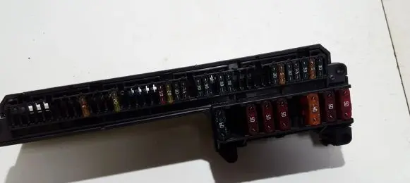 BMW 5 E60 E61 Fuse box set 6114693245201 61.146932452-01