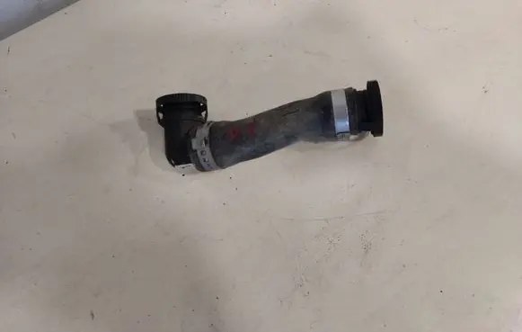 Audi A8 S8 D4 4H Breather hose/pipe 4H0133889L