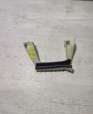 Opel Corsa F Rear door windshield rail 9823207080