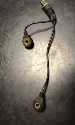 BMW 5 E34 Detonation knock sensor 1247993