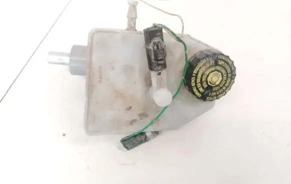 Peugeot 406 Master brake cylinder