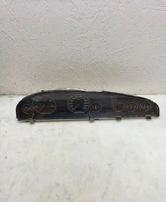 Speedometer (instrument cluster)