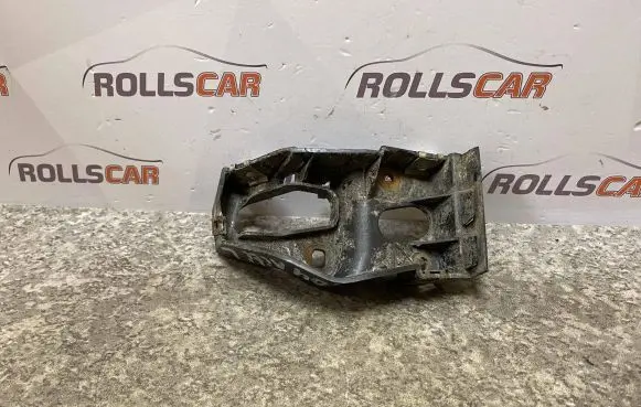 Audi A4 S4 B6 8E 8H Fender mounting bracket 8E0853921