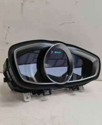 Volvo V40 Speedometer (instrument cluster) 31412271 0226058 299080U