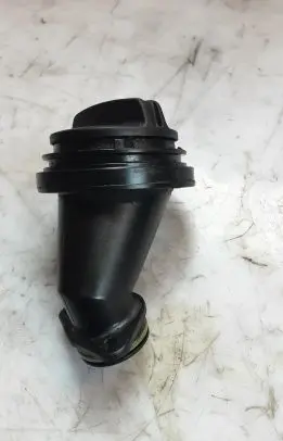 Audi Q7 4M Oil fill pipe 059103482H