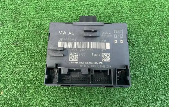 Audi A8 S8 D4 4H Door control unit/module 4H0959795D