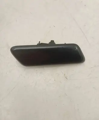 Toyota RAV 4 (XA30) Headlight washer spray nozzle 78504