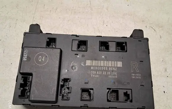 Mercedes-Benz CLK A209 C209 Door control unit/module 2098202226