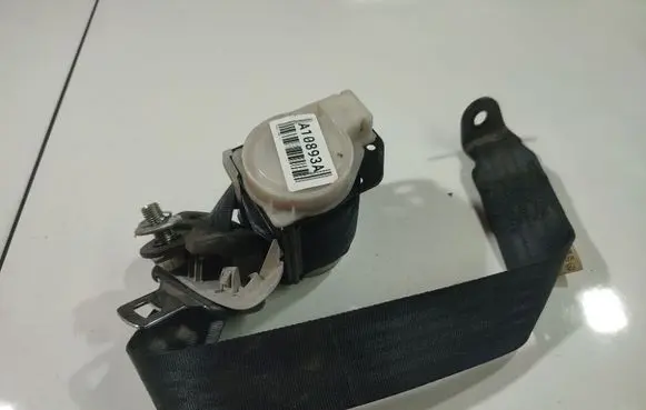 Mazda 5 Rear seatbelt 0434090