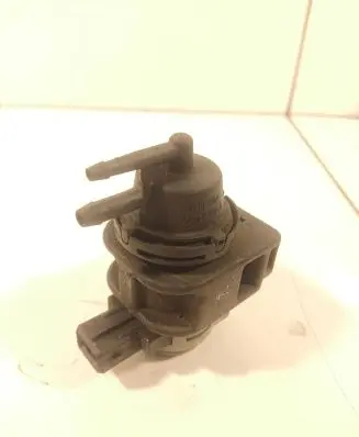 Nissan X-Trail T30 Turbo solenoid valve 8200575400