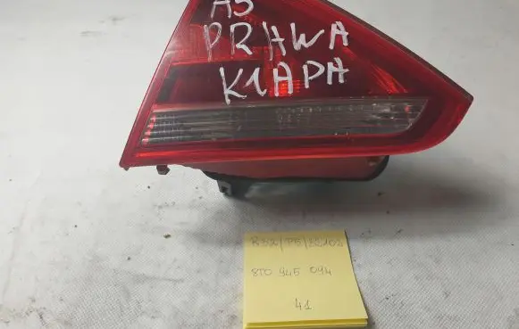 Audi A5 8T 8F Tailgate rear/tail lights 8T0945094