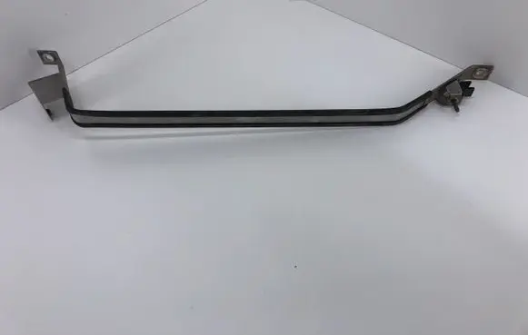 Fuel tank mounting bracket