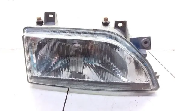 Ford Escort Headlight/headlamp E102263