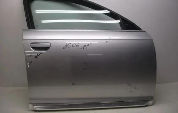 Audi A6 S6 C6 4F Front door