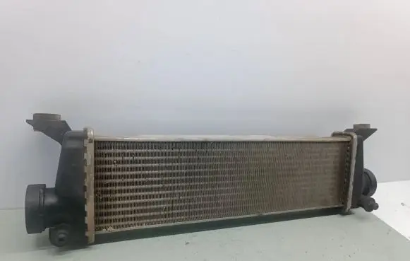 Mercedes-Benz A W168 Intercooler radiator A1685000000 01009990000 U352051