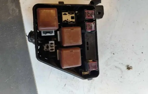 Toyota Auris 150 Fuse box set 69984