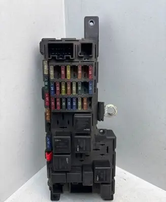 Volvo S60 Fuse module 8637841 518323324 010829145748