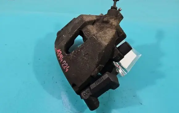 Ford C-MAX II Front brake caliper IMPRK1394224