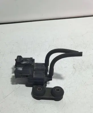 Mitsubishi Carisma Turbo solenoid valve K5T49682 6801 6921