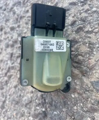 Dodge Nitro Ignition lock contact 04685719AD