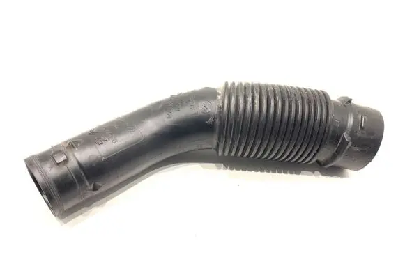 Air intake hose/pipe