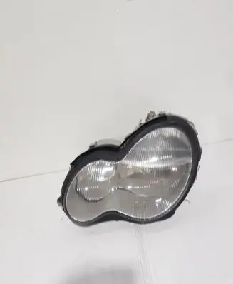 Mercedes-Benz C W203 Headlight/headlamp A2038200161
