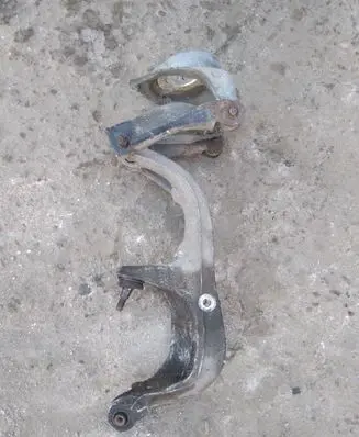 Citroen C5 Front lower control arm/wishbone
