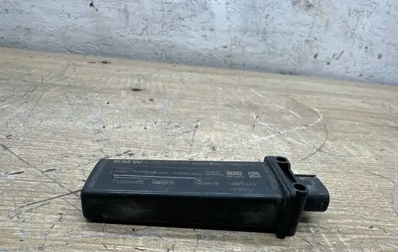 BMW 3 F30 F35 F31 Tire pressure control unit 6853736 TSSSG4G5 053120100801