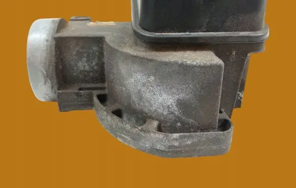 Audi 80 90 S2 B4 Mass air flow meter 0281002072